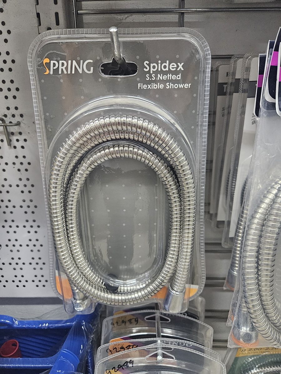 צינור מקלחת גמיש SPRING Spidex בציפוי רשת נירוסטה, כפי שנמכר באבי סנטר טמבוריה חולון