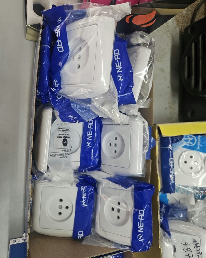 שקעי חשמל NE-AD, כפי שנמכר באבי סנטר טמבוריה חולון
